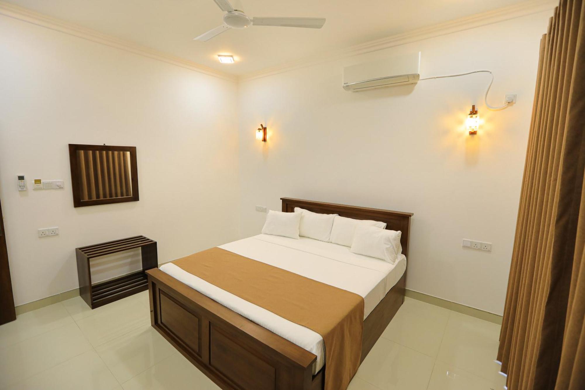 D Marit Motel Negombo Luaran gambar