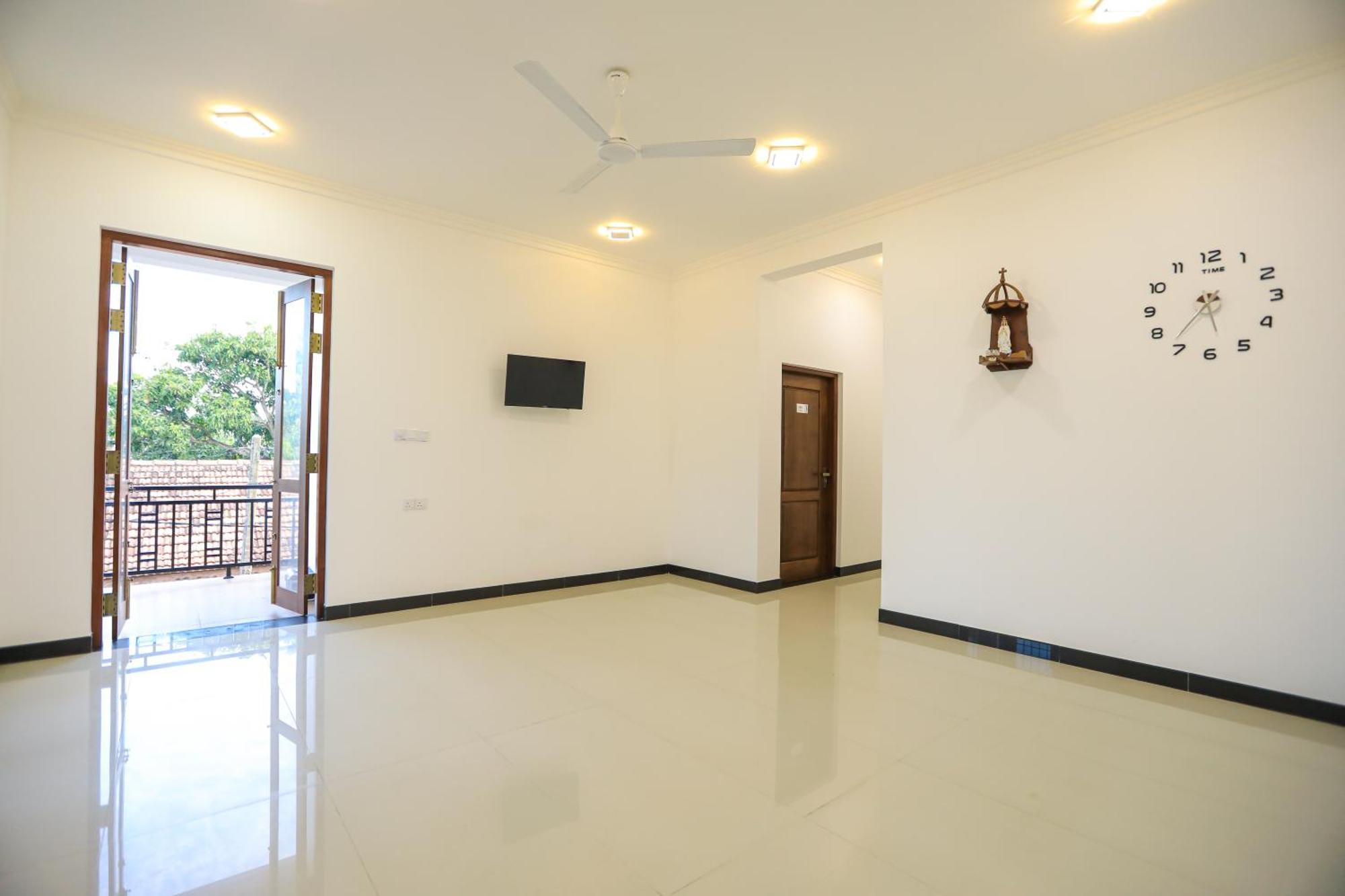 D Marit Motel Negombo Luaran gambar