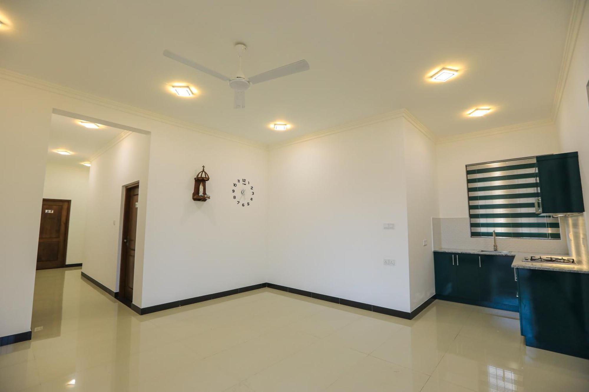 D Marit Motel Negombo Luaran gambar