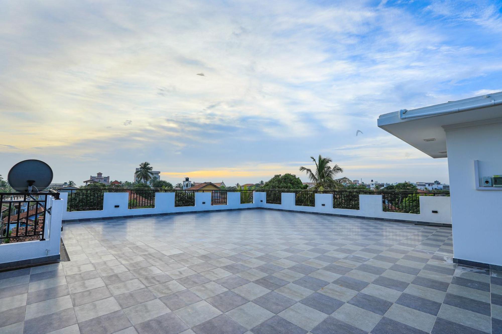 D Marit Motel Negombo Luaran gambar